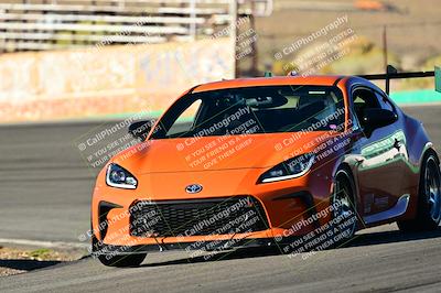 media/Oct-18-2025-Extreme Speed (Sat) [[d6d7e1fef1]]/Group 1 Red/Session 1 (Turn 4)/